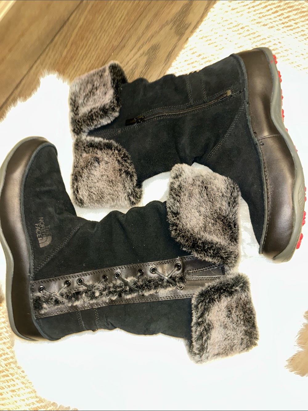 The North Face Jozie Insulated Faux-Fur Black Suede Leather Winter Boots Size 9